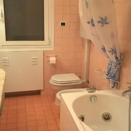Andrew Bed & Breakfast Bologna